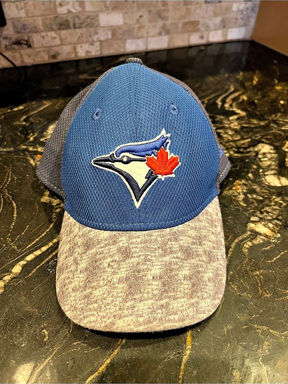 New Era Toronto Blue Jays 39THIRTY Youth Flex Hat Blue & Gray